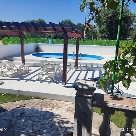 Apartmani Bruna Bilice Vrulje  المظهر الخارجي الصورة