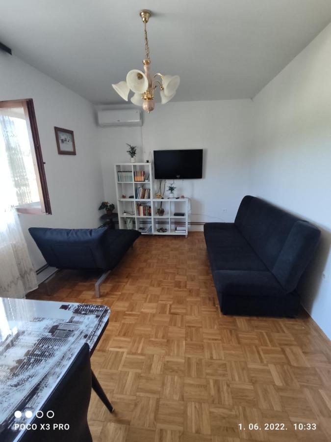 Apartmani Bruna Bilice Vrulje  المظهر الخارجي الصورة